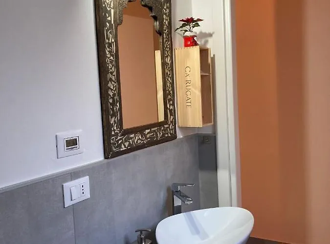 Al Ruderino ゲストハウス コマッキオ